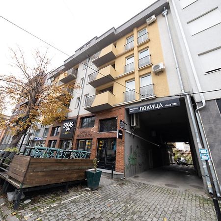 Lux Place Apartments Downtown Kragujevac Luaran gambar